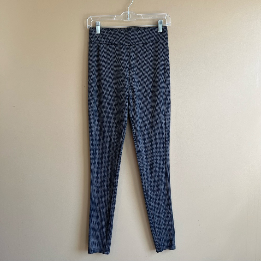 KAVU women’s herringbone leggings size medium EUC with 32” inseam - Picture 2 of 7